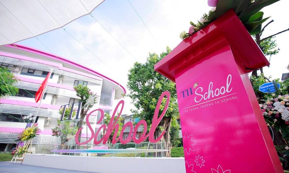 Thông tin về trường TH School